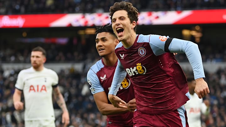 Tottenham Hotspur v Aston Villa - Premier League