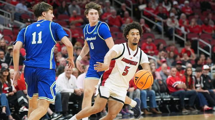 Louisville’s Seth Trimble makes the pass against Mercyhurst in the last exhibition game before the season starts.
Oct. 28, 2026p Louisville’s Seth Trimble makes the pass against Mercyhurst in the last exhibition game before the season starts.
Oct. 28, 2026p