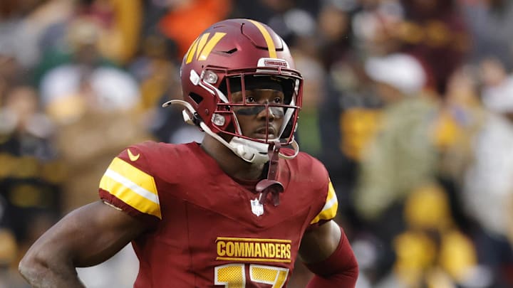  Washington Commanders wide receiver Terry McLaurin (17) looks on from the field during final minute of the game against the Pittsburgh Steelers at Northwest Stadium. Mandatory Credit: Amber Searls-Imagn Images