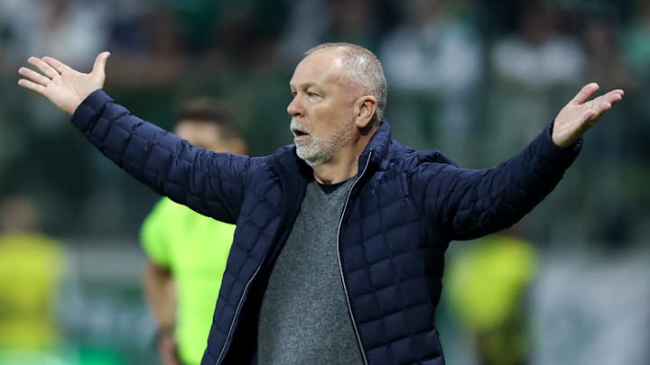 Grêmio de Mano Menezes não vive uma boa fase na temporada 2025 Grêmio de Mano Menezes não vive uma boa fase na temporada 2025