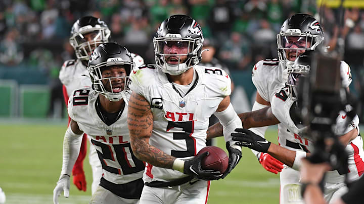 All-Pro safety Jessie Bates sealed the first win of the season for the Atlanta Falcons with an interception against the Philadelphia Eagles.