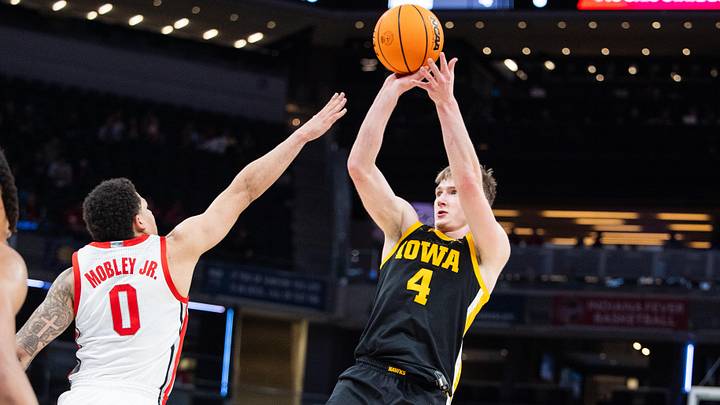 iowa hawkeyes men's basketball roster