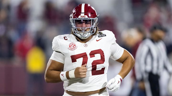 Dec 19, 2025; Norman, OK, USA; Alabama Crimson Tide offensive lineman Parker Brailsford (72) against the Oklahoma Sooners during the CFP National Playoff First Round at Gaylord Family Oklahoma Memorial Stadium. Mandatory Credit: Mark J. Rebilas-Imagn Images
