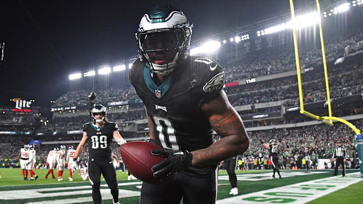 Former Philadelphia Eagles running back D'Andre Swift celebrates his touchdown against the New York Giants.