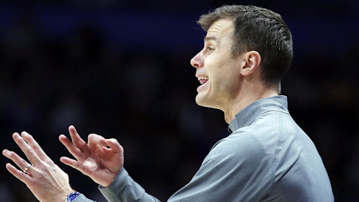 Duke basketball head coach Jon Scheyer