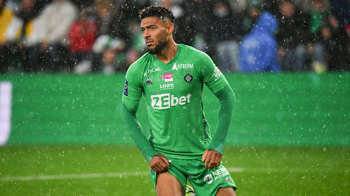 Denis Bouanga est l'atout numéro 1 de l'attaque de Saint-Etienne. Denis Bouanga est l'atout numéro 1 de l'attaque de Saint-Etienne.