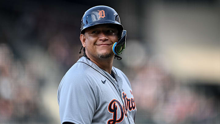 Miguel Cabrera le obsequió una camiseta de los Tigres a Ivan Rakitic