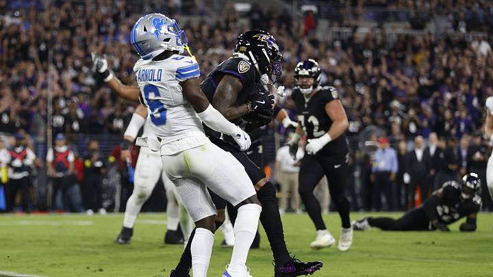 Sep 22, 2025; Baltimore, Maryland, USA; Baltimore Ravens wide receiver Rashod Bateman (7) makes a touchdown catch against Detroit Lions cornerback Terrion Arnold (6) during the first half at M&T Bank Stadium. Mandatory Credit: Peter Casey-Imagn Images Sep 22, 2025; Baltimore, Maryland, USA; Baltimore Ravens wide receiver Rashod Bateman (7) makes a touchdown catch against Detroit Lions cornerback Terrion Arnold (6) during the first half at M&T Bank Stadium. Mandatory Credit: Peter Casey-Imagn Images