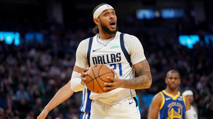 Apr 2, 2024; San Francisco, California, USA; Dallas Mavericks center Daniel Gafford (21) reacts after being called for a foul against the Golden State Warriors in the second quarter at the Chase Center. Mandatory Credit: Cary Edmondson-Imagn Images Apr 2, 2024; San Francisco, California, USA; Dallas Mavericks center Daniel Gafford (21) reacts after being called for a foul against the Golden State Warriors in the second quarter at the Chase Center. Mandatory Credit: Cary Edmondson-Imagn Images