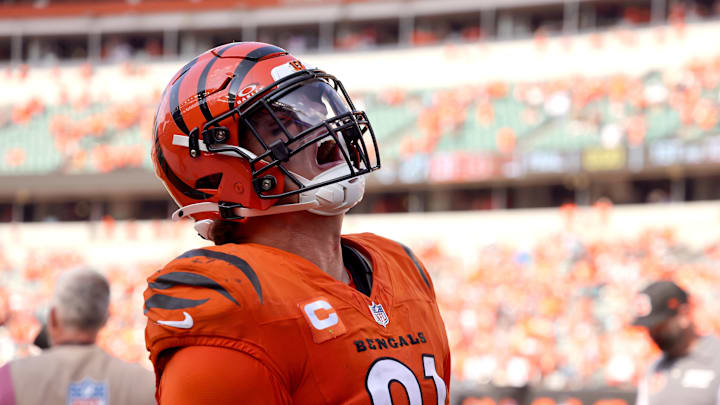 Sep 14, 2025; Cincinnati, Ohio, USA;  Cincinnati Bengals defensive end Trey Hendrickson (91) celebrates the win after the game against the Jacksonville Jaguars at Paycor Stadium. Mandatory Credit: Joseph Maiorana-Imagn Images