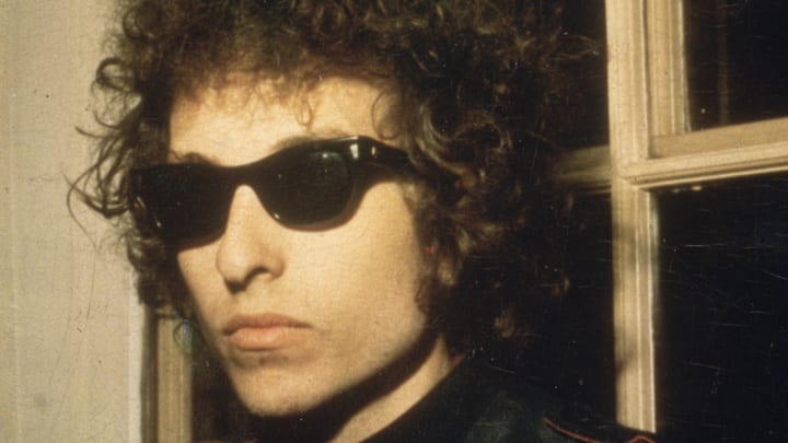 Bob Dylan in sunglasses