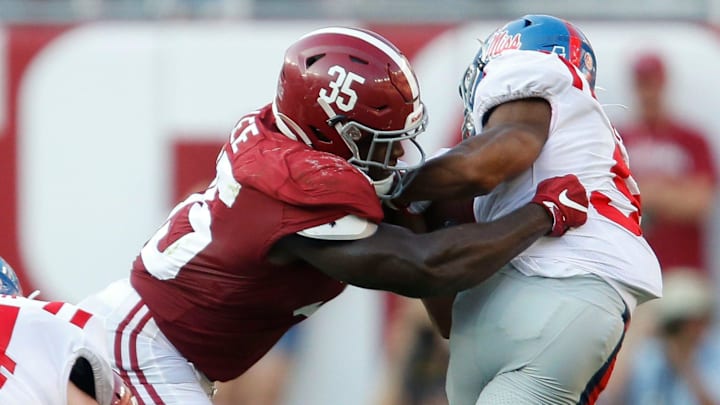 Alabama linebacker Shane Lee (35) now plays for the USC football program.