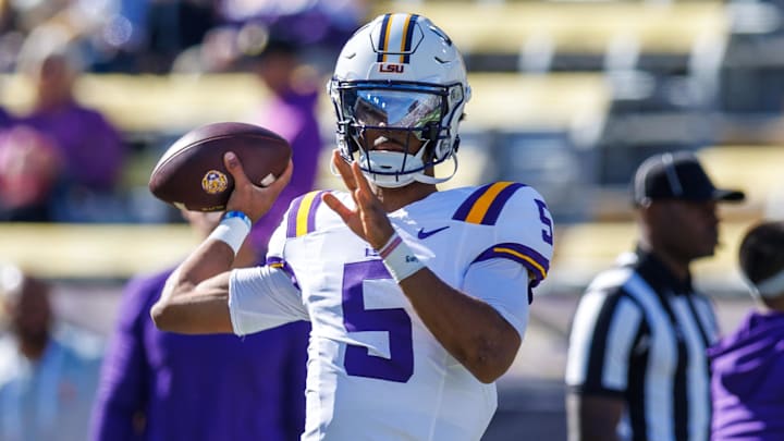 Nov 25, 2023; Baton Rouge, Louisiana, USA;  LSU Tigers quarterback Jayden Daniels (5) during warmups