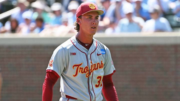 Jun 5, 2026; Chapel Hill, NC, USA; USC Trojans pitcher Mason Edwards (30) reacts during the first inning after striking out the North Carolina Tar Heels at Boshamer Stadium. Mandatory Credit: Zachary Taft-Imagn Images Jun 5, 2026; Chapel Hill, NC, USA; USC Trojans pitcher Mason Edwards (30) reacts during the first inning after striking out the North Carolina Tar Heels at Boshamer Stadium. Mandatory Credit: Zachary Taft-Imagn Images