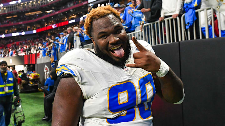 NFL: DEC 01 Chargers at Falcons NFL: DEC 01 Chargers at Falcons