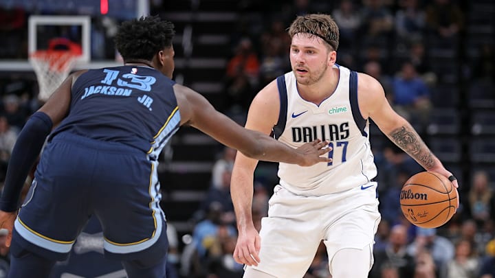 Dallas Mavericks v Memphis Grizzlies