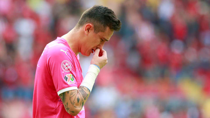 Raúl Gudiño no quiso salir de Chivas