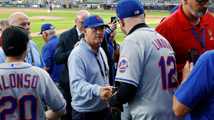 Wild Card Series - New York Mets v Milwaukee Brewers - Game 2