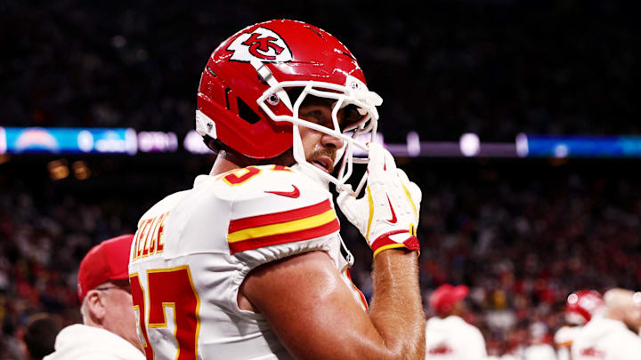 [US, Mexico & Canada customers only] Sep 5, 2025; Sao Paulo, BRAZIL; Kansas City Chiefs tight end Travis Kelce (87) before a NFL game at Corinthians Arena. Mandatory Credit: Jean Carniel/Reuters via Imagn Images