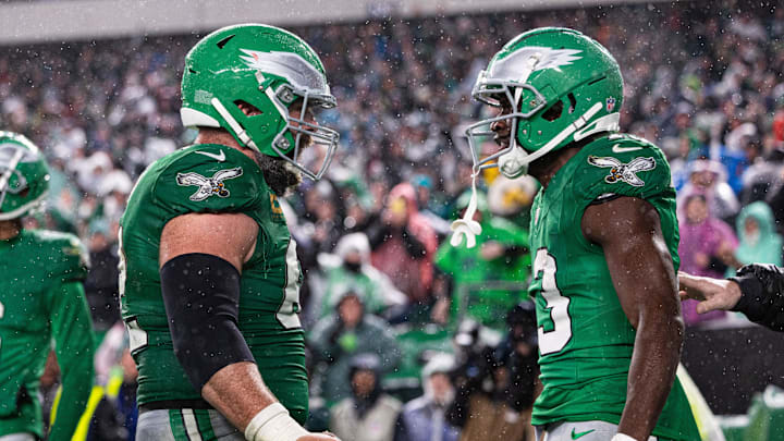 The Eagles hope to snap a three-game losing streak as they battle the Giants on Christmas Day