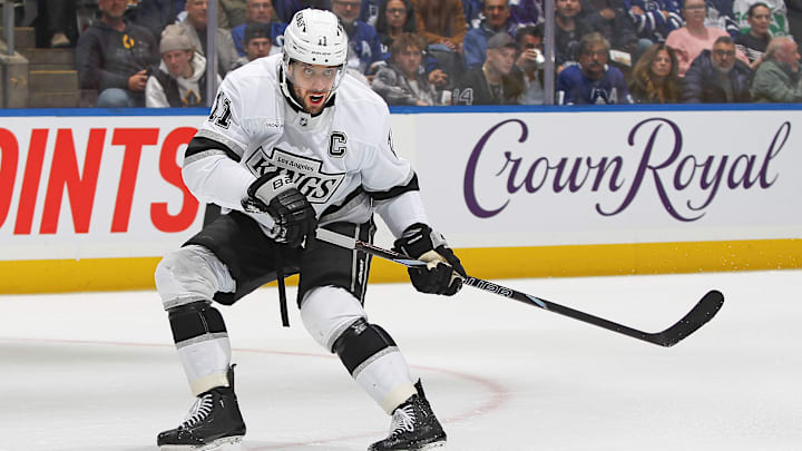 Los Angeles Kings v Toronto Maple Leafs