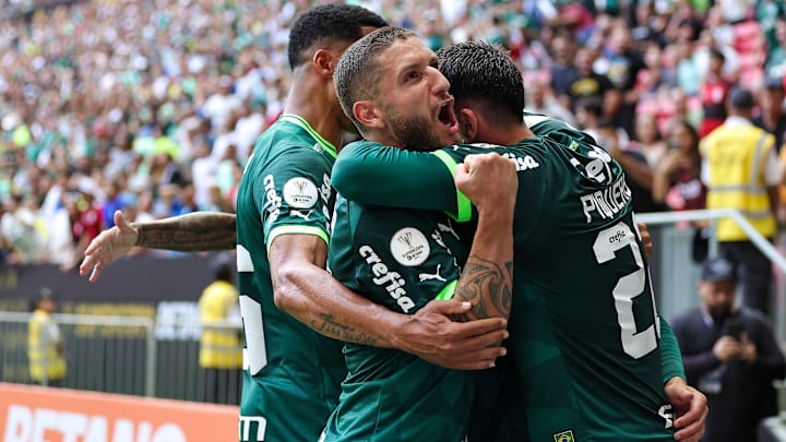 Atual campeão estadual e brasileiro, Palmeiras é o único time invicto no Estadual Atual campeão estadual e brasileiro, Palmeiras é o único time invicto no Estadual