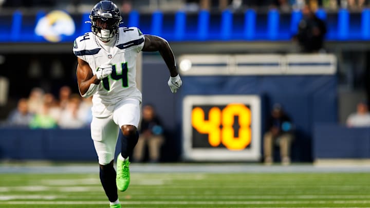 Seattle Seahawks v Los Angeles Rams