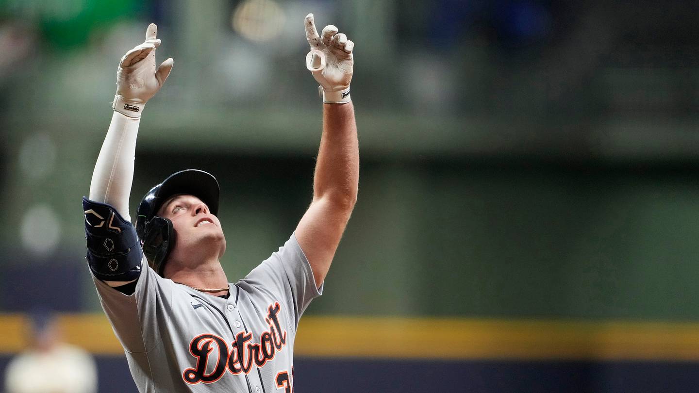 Tigers Dominate Brewers 9-1; Skubal Shines on Mound