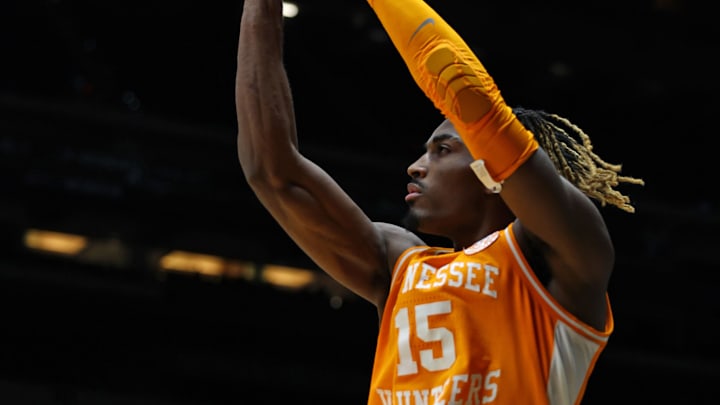 Mar 30, 2025; Indianapolis, IN, USA; Tennessee Volunteers guard Jahmai Mashack (15) shoots the ball against the Houston Cougars in the second half during the Midwest Regional final of the 2025 NCAA tournament at Lucas Oil Stadium. Mandatory Credit: Trevor Ruszkowski-Imagn Images