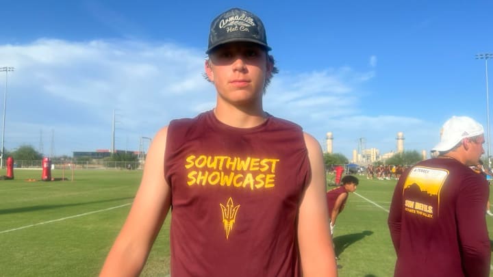 Blake Roskopf has a UW scholarship offer at Desert Edge High in Arizona. Blake Roskopf has a UW scholarship offer at Desert Edge High in Arizona.