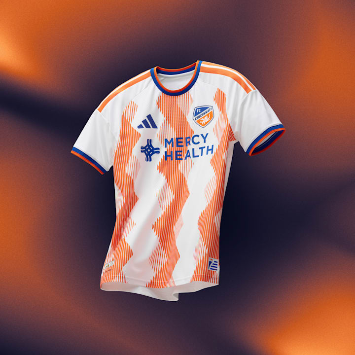 เครื่องแบบ FC Cincinnati 2026 เครื่องแบบ FC Cincinnati 2026