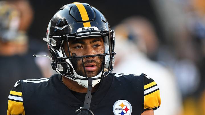 Pittsburgh Steelers running back Jaylen Warren Pittsburgh Steelers running back Jaylen Warren