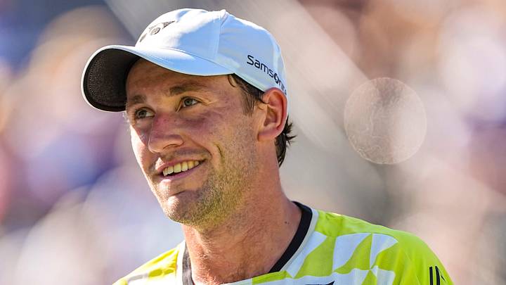 Casper Ruud is favored in his second round matchup against Tommy Paul at the French Open.
