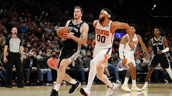 JaVale McGee, Jakob Poeltl