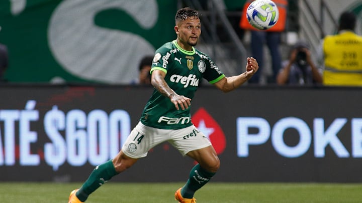Ex-Red Bull Bragantino, Artur não pode defender o Palmeiras na Copa do Brasil 2023