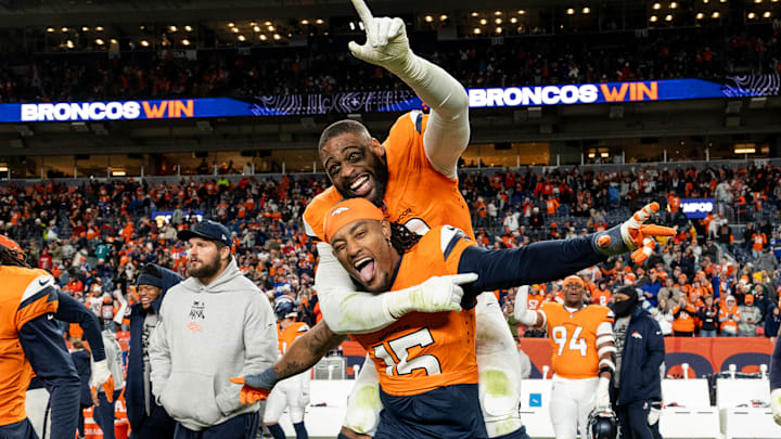 Indianapolis Colts v Denver Broncos