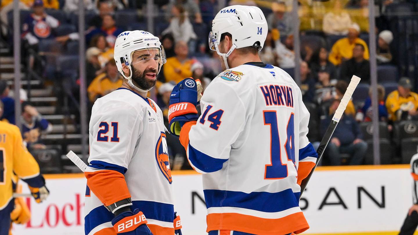 NY Islanders End Their Music City Woes With Shootout Win Over Predators