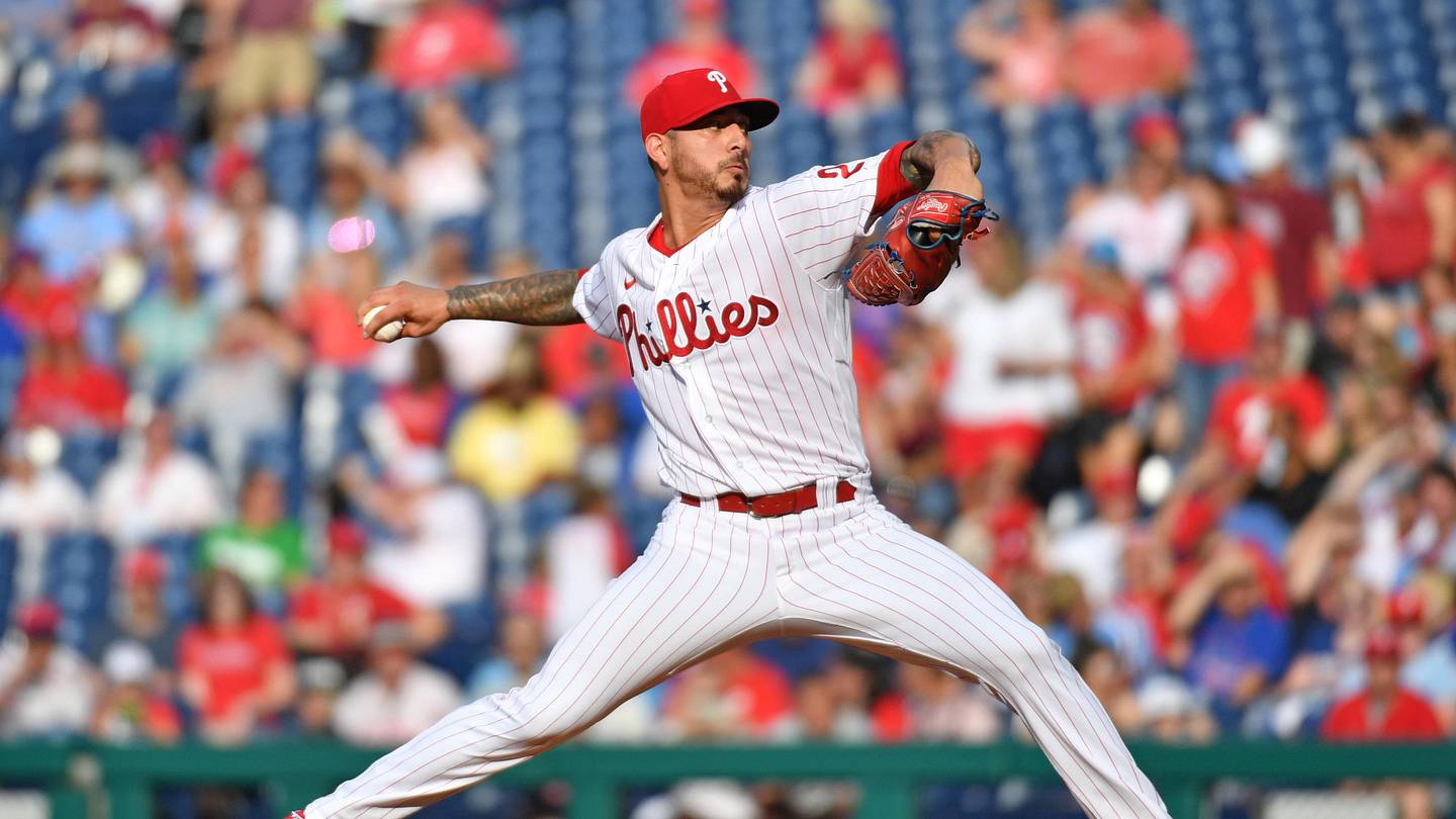 Forgotten Phillies 'legend' just got DFA'd again after silent MLB ...