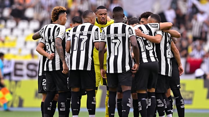 Botafogo conquistou o Brasileirão e a Libertadores em 2024 