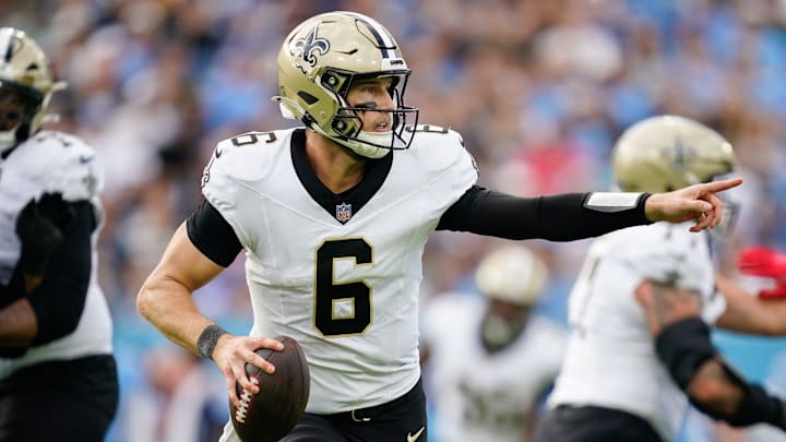 New Orleans Saints quarterback Tyler Shough (6) looks for a receiver during the third quarter against the Tennessee Titans at Nissan Stadium in Nashville, Tenn., Sunday, Dec. 28, 2025.