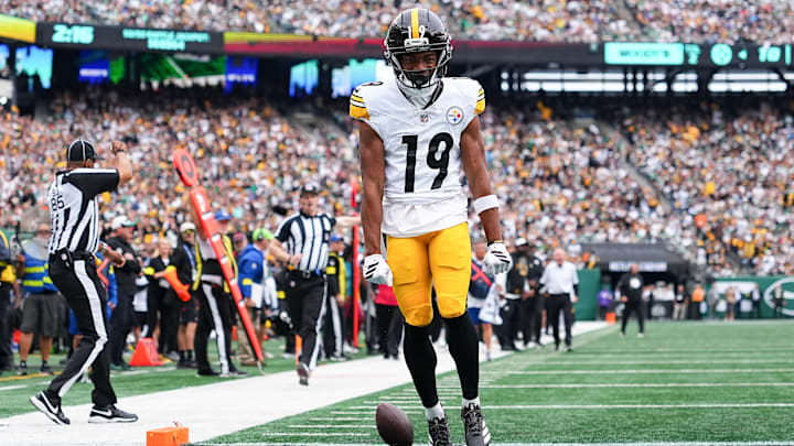 Pittsburgh Steelers v New York Jets