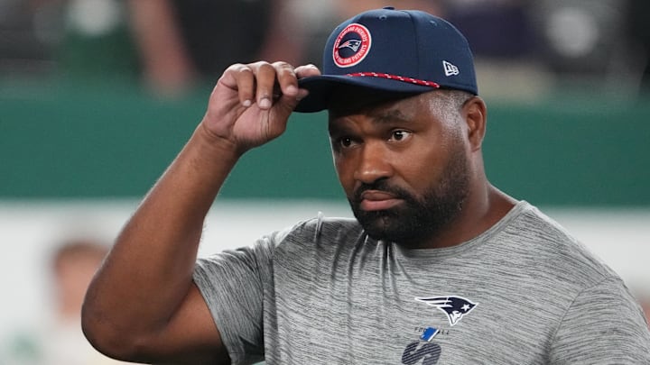 Sep 19, 2024; East Rutherford, New Jersey, USA;  New England Patriots head coach Jerod Mayo pre game against the New York Jets at MetLife Stadium. Mandatory Credit: Robert Deutsch-Imagn Images