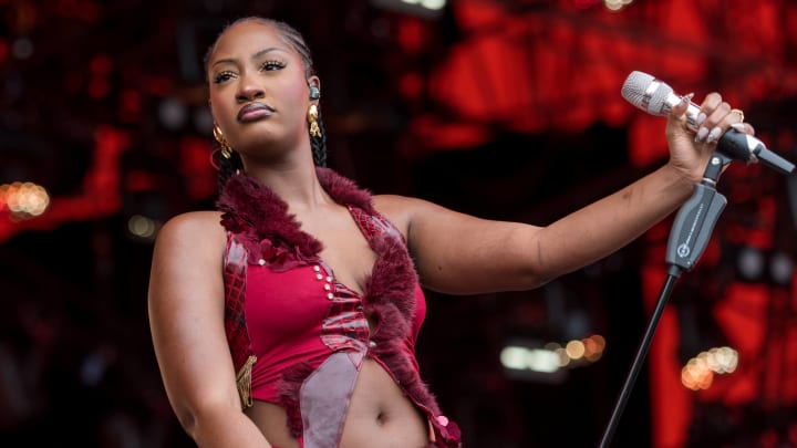 Tems Roskilde, Denmark. 06th, July 2024. The Nigerian singer and songwriter Tems performs a live concert during the Danish music festival Roskilde Festival 2024 in Roskilde, Denmark Tems Roskilde, Denmark. 06th, July 2024. The Nigerian singer and songwriter Tems performs a live concert during the Danish music festival Roskilde Festival 2024 in Roskilde, Denmark