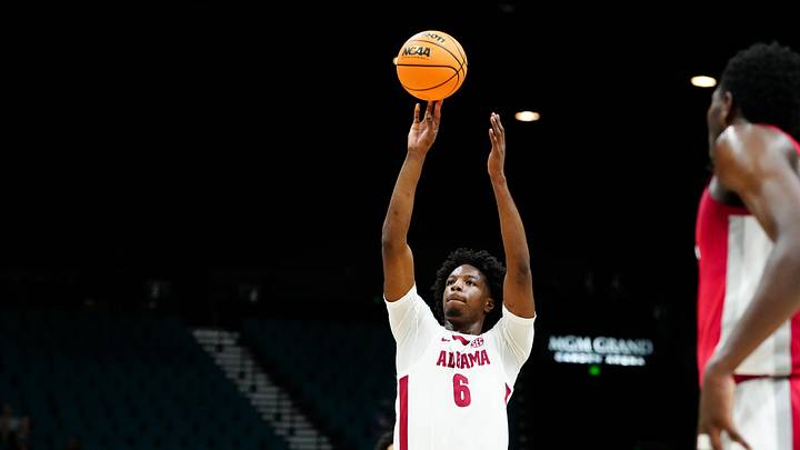 Nov 25, 2025; Las Vegas, Nevada, USA; Alabama Crimson Tide forward London Jemison (6) shoots a free throw in the first half against UNLV Rebels in a 2025 Players Era Festival group play game at MGM Grand Garden Arena. Mandatory Credit: Stephen R. Sylvanie-Imagn Images