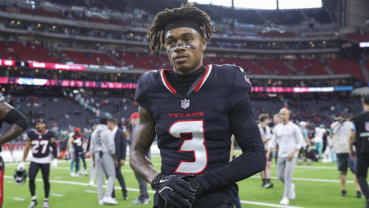 Dec 15, 2024; Houston, Texas, USA; Houston Texans wide receiver Tank Dell (3) walks off the field after the game against the Miami Dolphins at NRG Stadium. Mandatory Credit: Troy Taormina-Imagn Images Dec 15, 2024; Houston, Texas, USA; Houston Texans wide receiver Tank Dell (3) walks off the field after the game against the Miami Dolphins at NRG Stadium. Mandatory Credit: Troy Taormina-Imagn Images