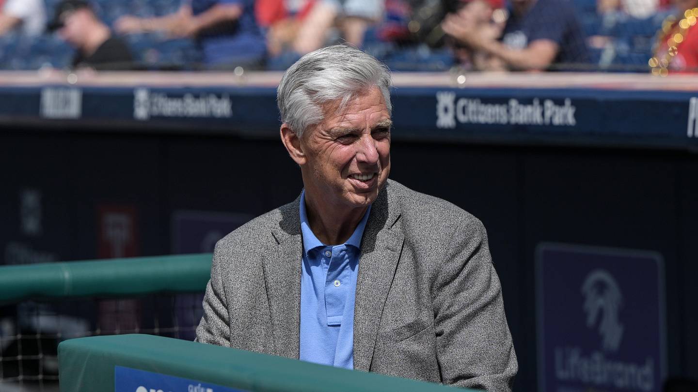 Phillies Pursue Trades; Yankees Target Diamondbacks' Suárez