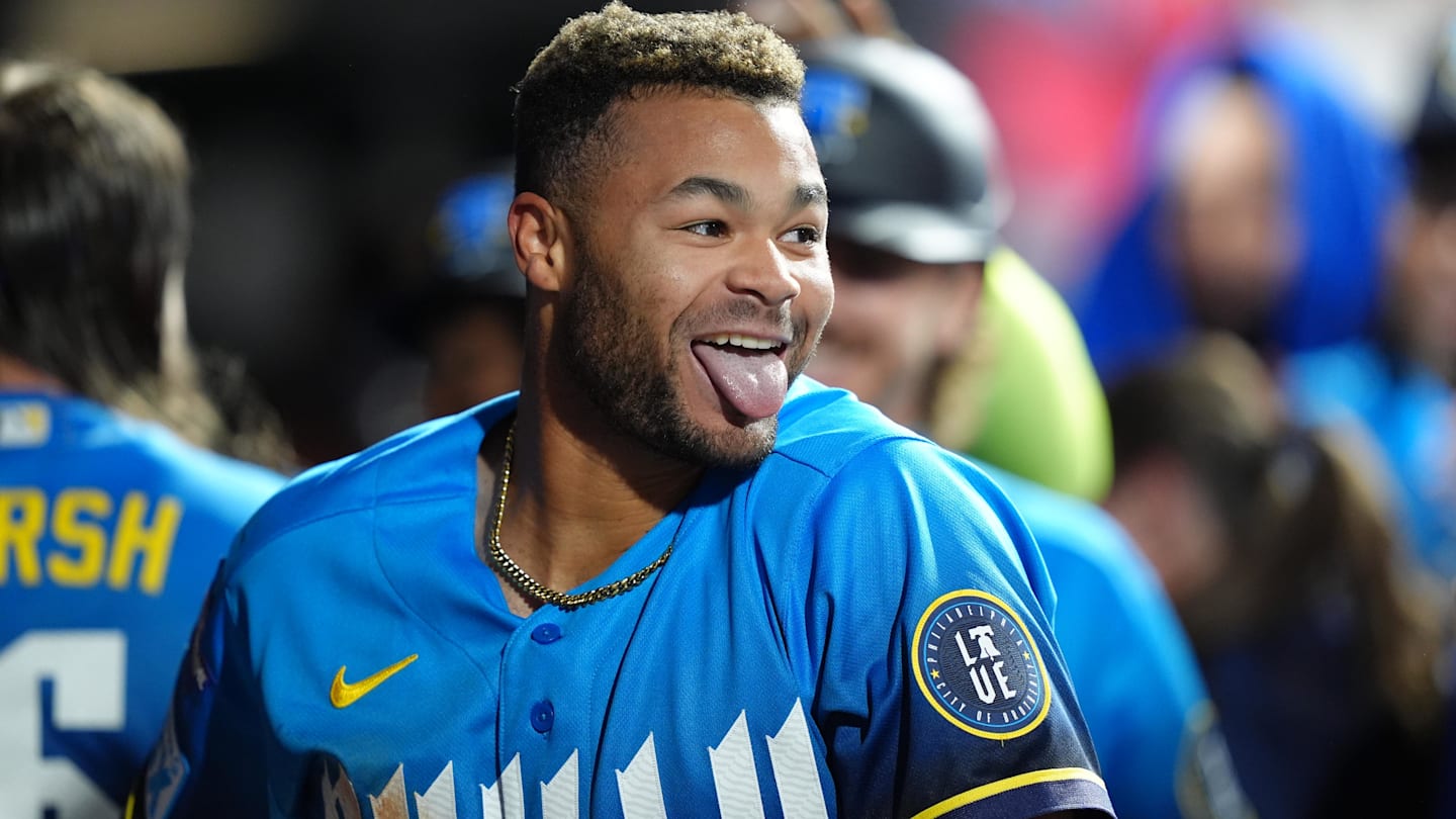 Phillies Trip to Fenway Park Means a Lot for Justin Crawford