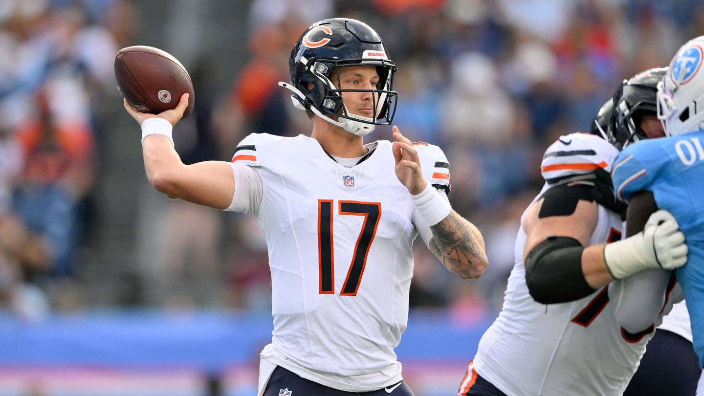 Game Balls in Bears' Preseason Week 3 Win Over Titans