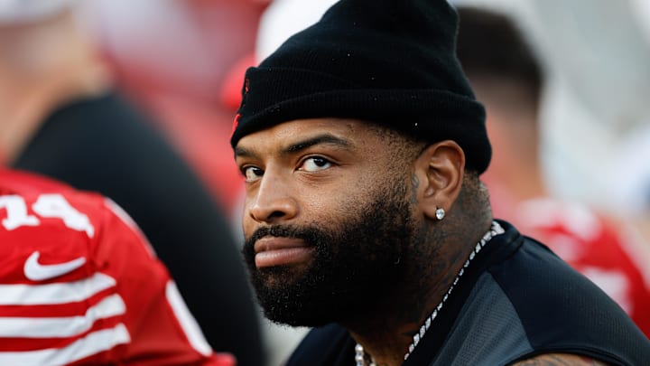 San Francisco 49ers offensive tackle Trent Williams (71) on the bench during the second quarter against the Los Angeles Chargers at Levi's Stadium. Mandatory Credit: Sergio Estrada-Imagn Images