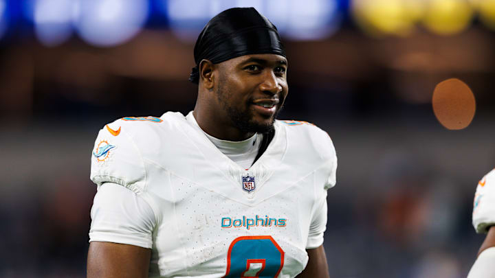 Miami Dolphins v Los Angeles Rams
